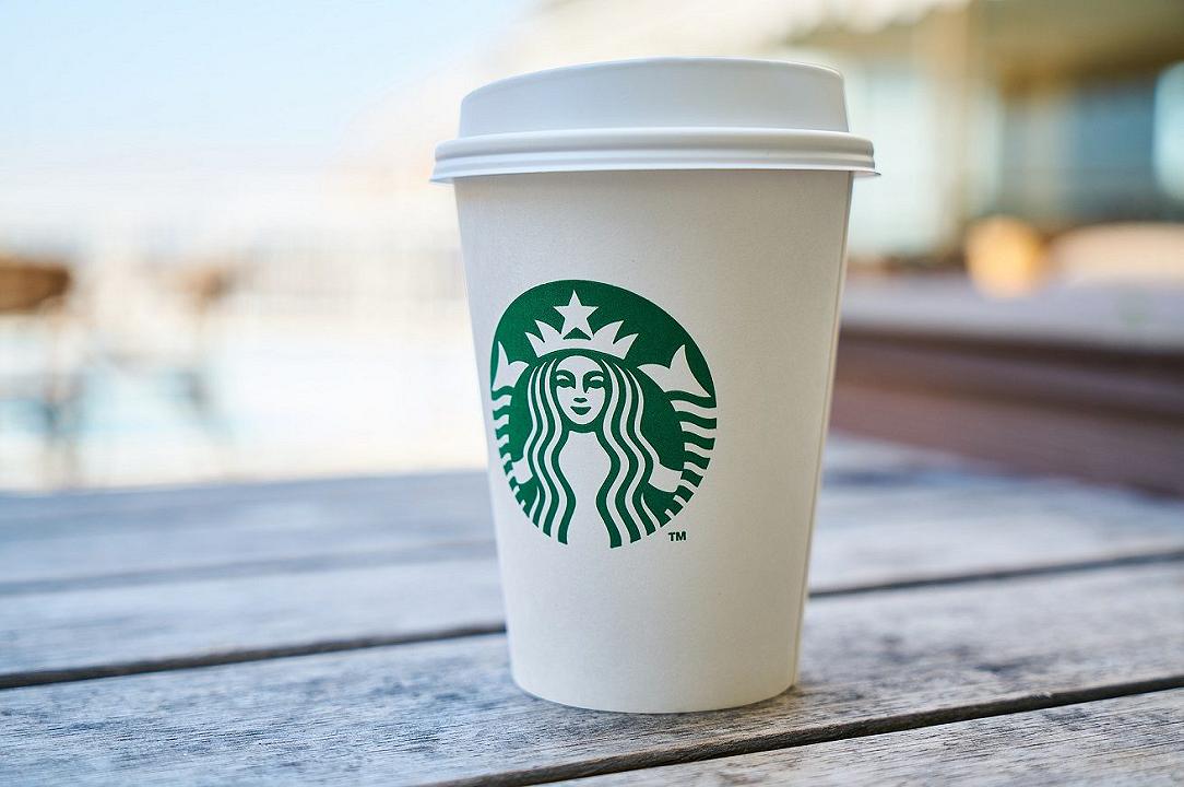 Starbucks ha chiuso a New York alcuni locali per l’insediamento di Joe Biden