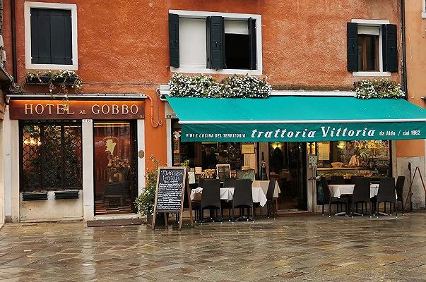 Trattoria Vittoria da Aldo a Venezia, recensione: il posto in cui non mangereste