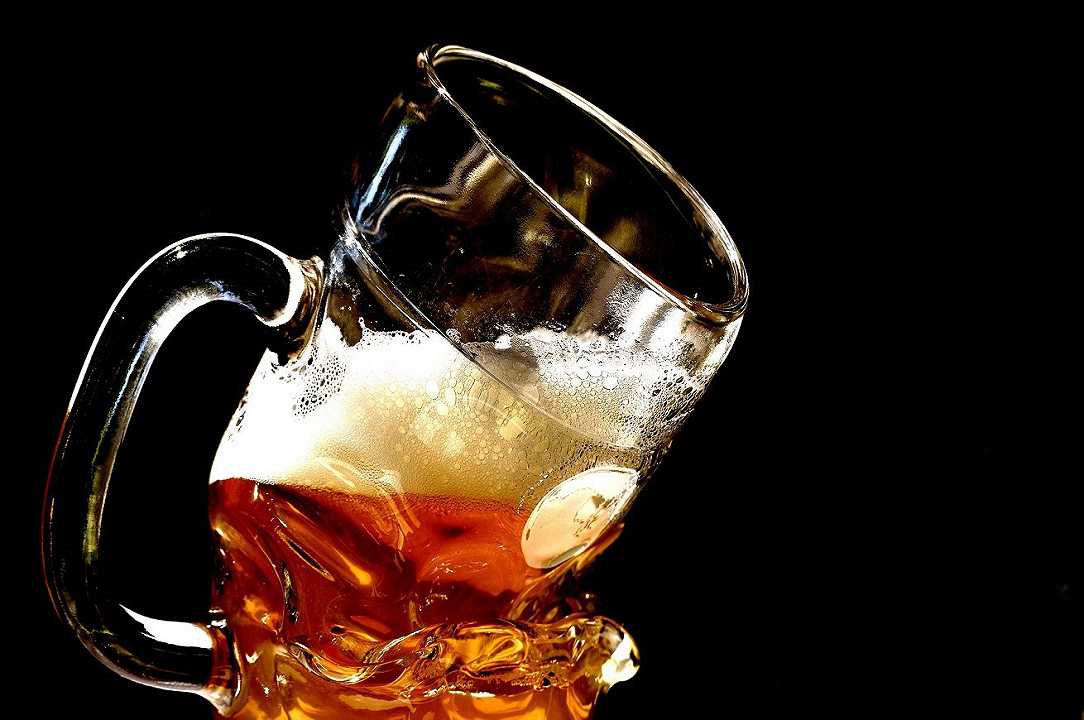 Regno Unito: 87 milioni di pinte di birra buttate a causa dei pub chiusi