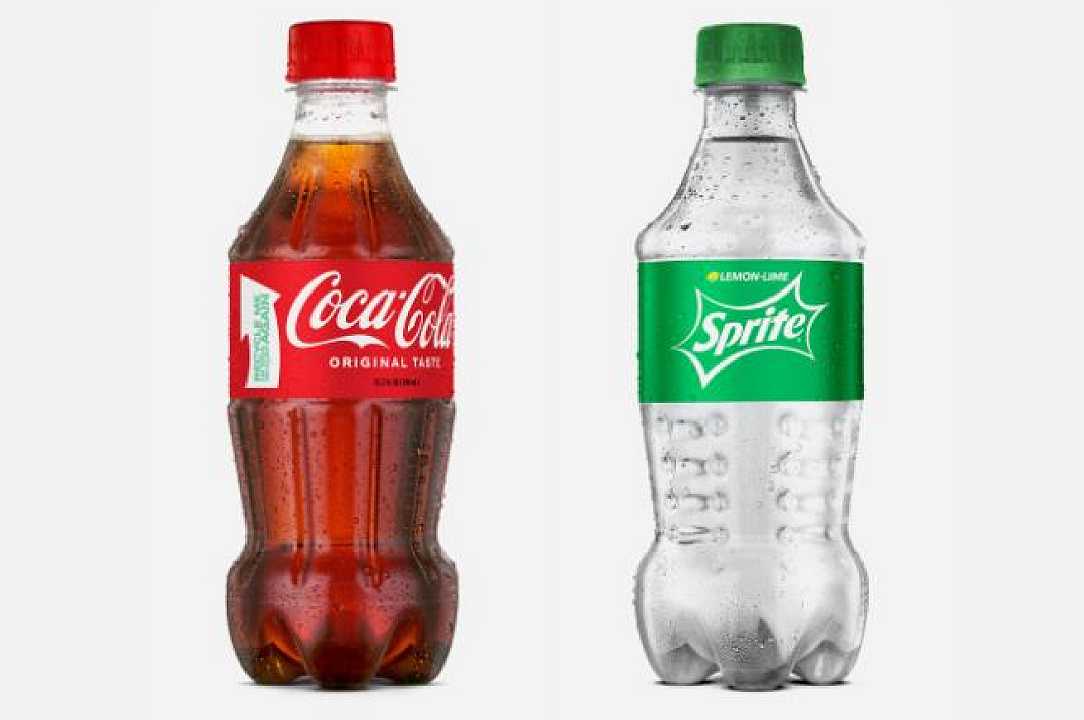Coca Cola dopo 10 anni esce con una nuova bottiglia, 100% riciclata