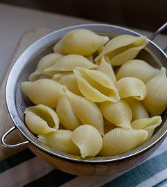 Cuocete la pasta