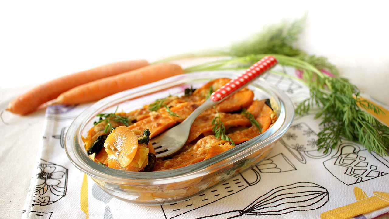 Parmigiana di carote spinaci e toma allo zenzero