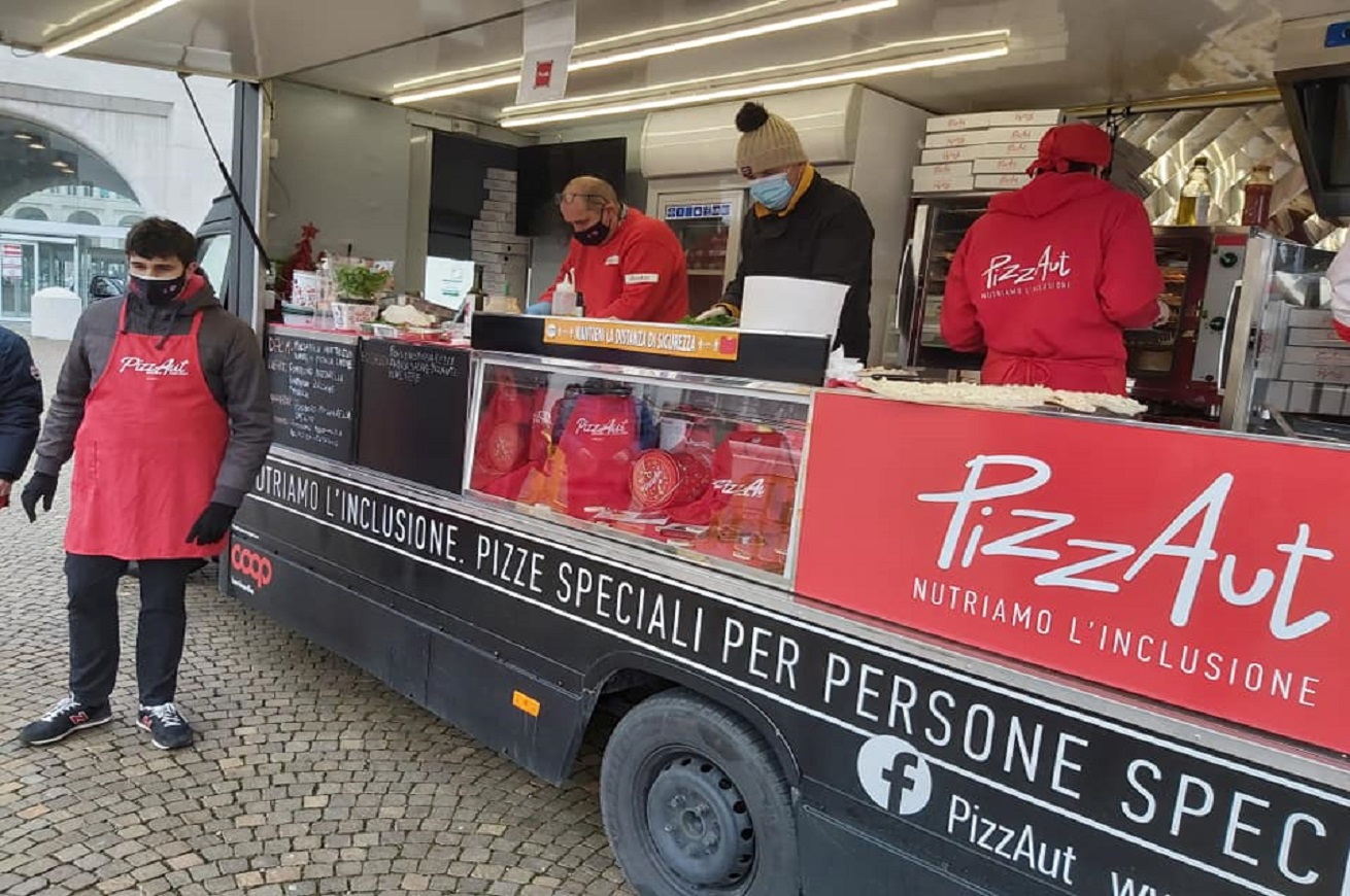 pizzaut foodtruck