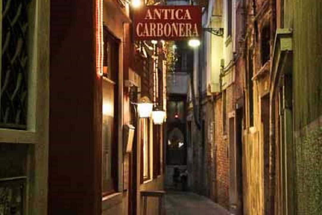 L’Antica Carbonera di Venezia chiude: addio a 130 anni di storia