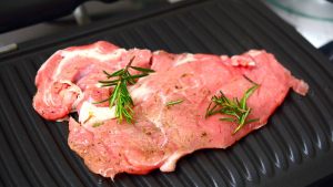 bistecca di vitello sulla griglia