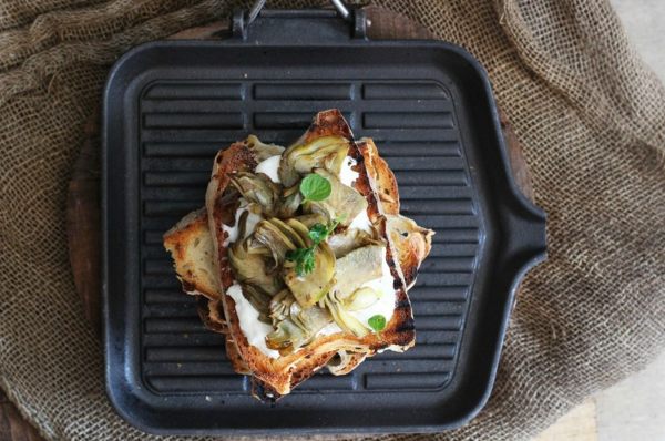 bruschette con carciofi
