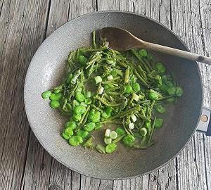 Aggiungete gli asparagi