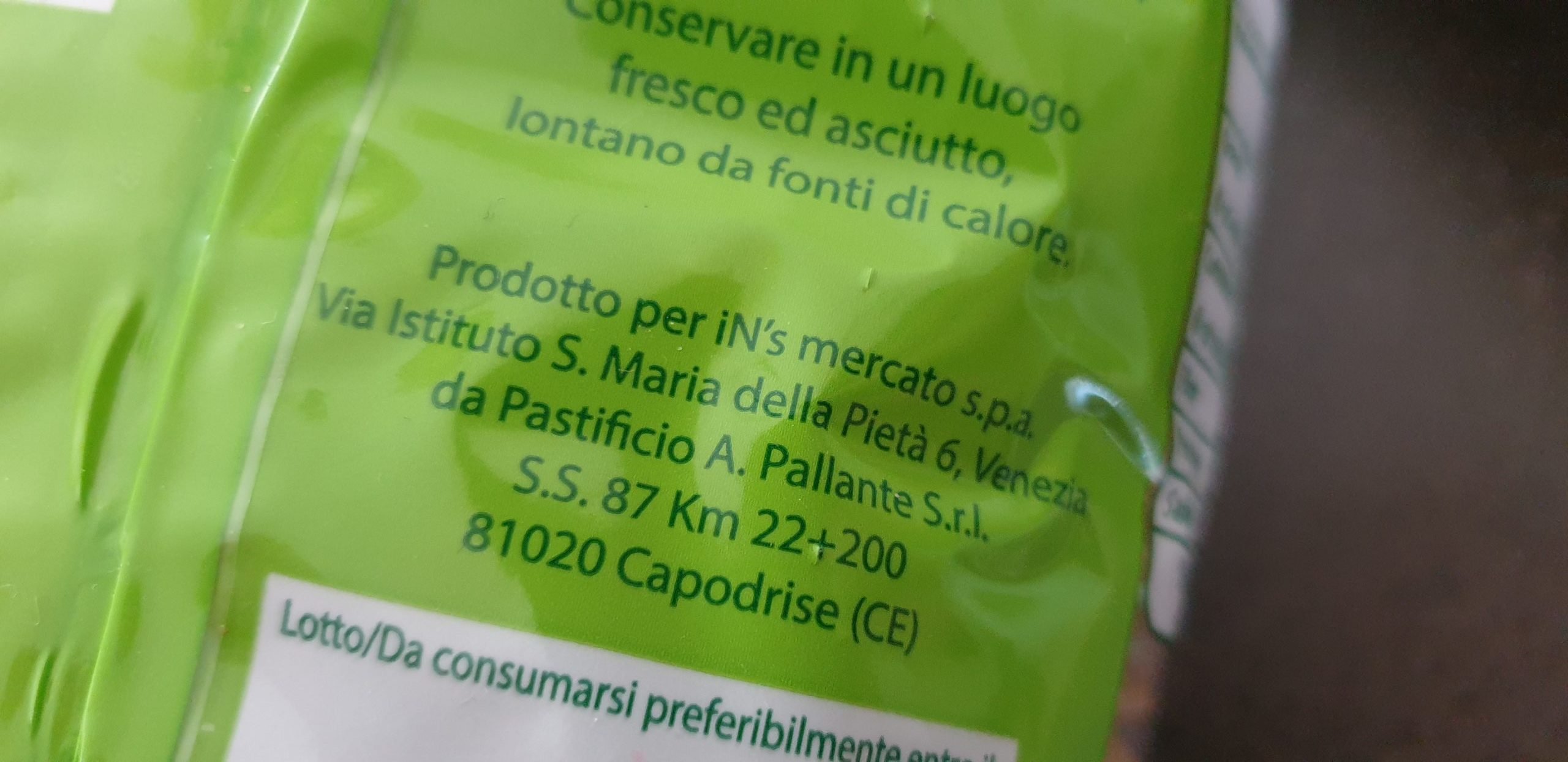 Etichetta Pasta; produttore e stabilimento
