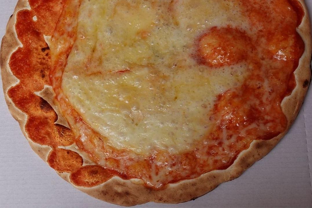 Mr.Go, recensione: com’è la pizza fatta dal distributore automatico che sfida la tolleranza italiana