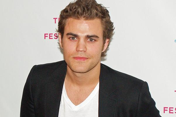 Paul Wesley scambia la cantante Madison Beer per una birra