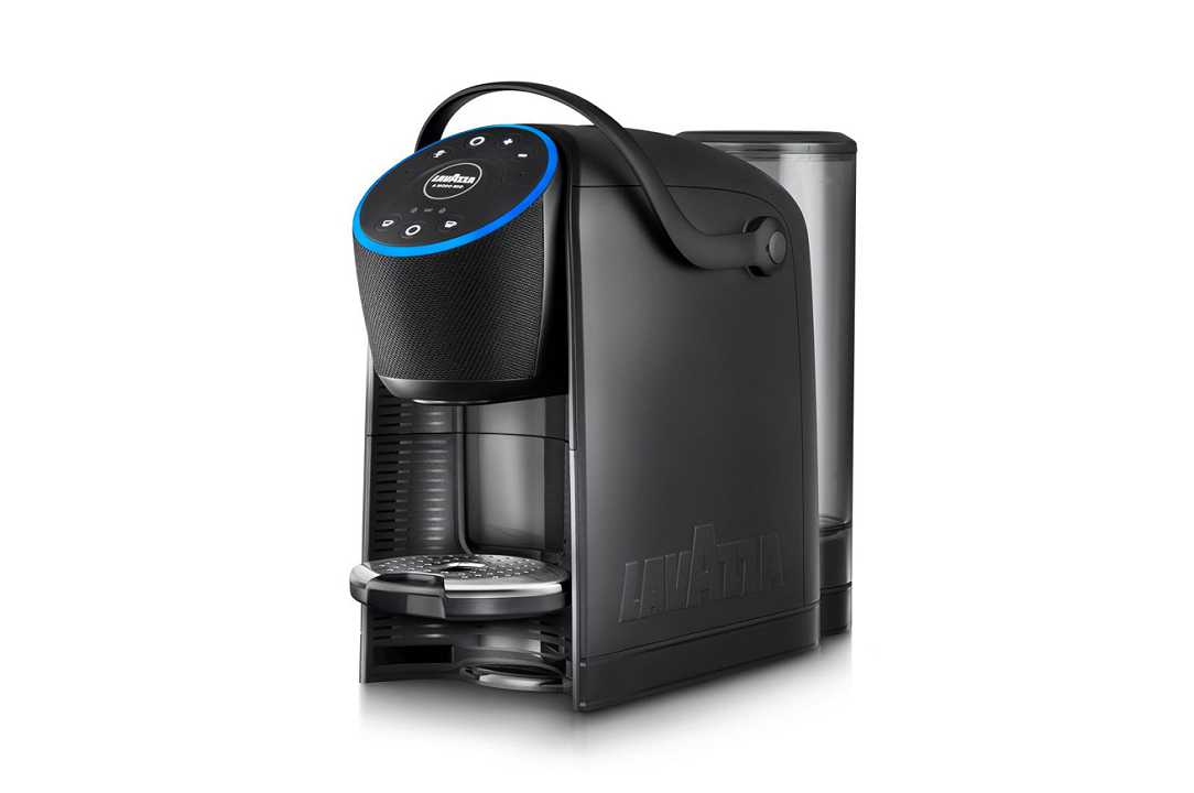 Lavazza presenta la prima macchina del caffè che si aziona con Alexa