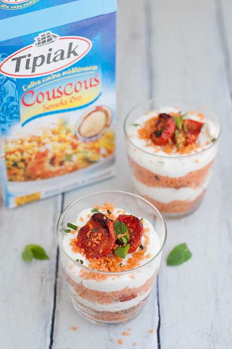 Tiramisù salato con couscous e pomodorini