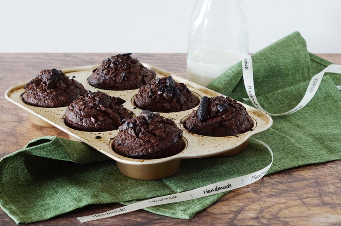 Muffin al cacao amaro e zucchine