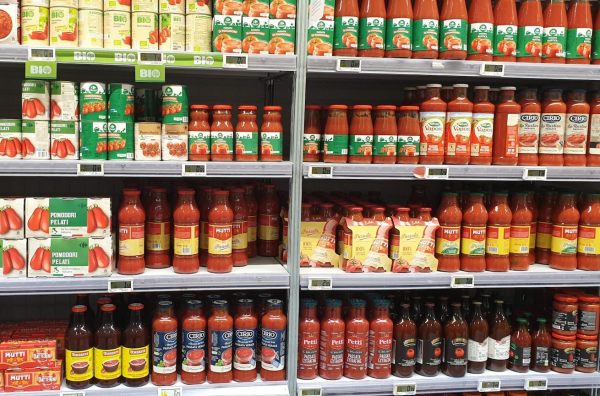 Passata di Pomodoro; Supermercato