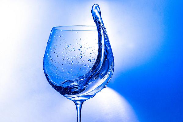 Acqua nel vino: come siamo arrivati a credere che l’UE volesse annacquarci il Chianti?