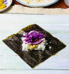 alga con riso e cavolo cappuccio