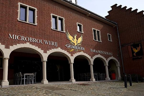 Birra: dopo 200 anni riapre il birrificio di Grimbergen dentro l’abbazia