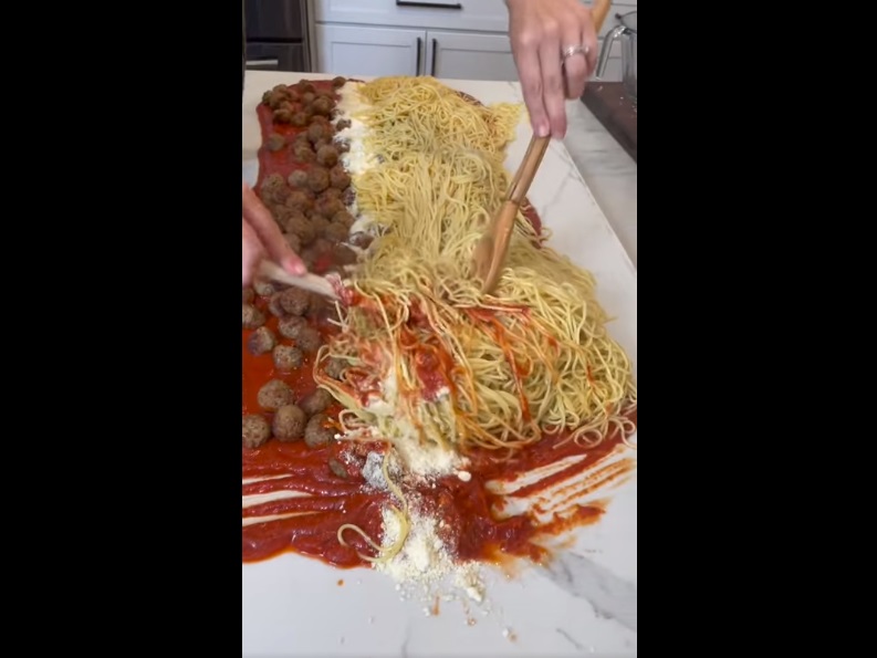 spaghetti mescolare