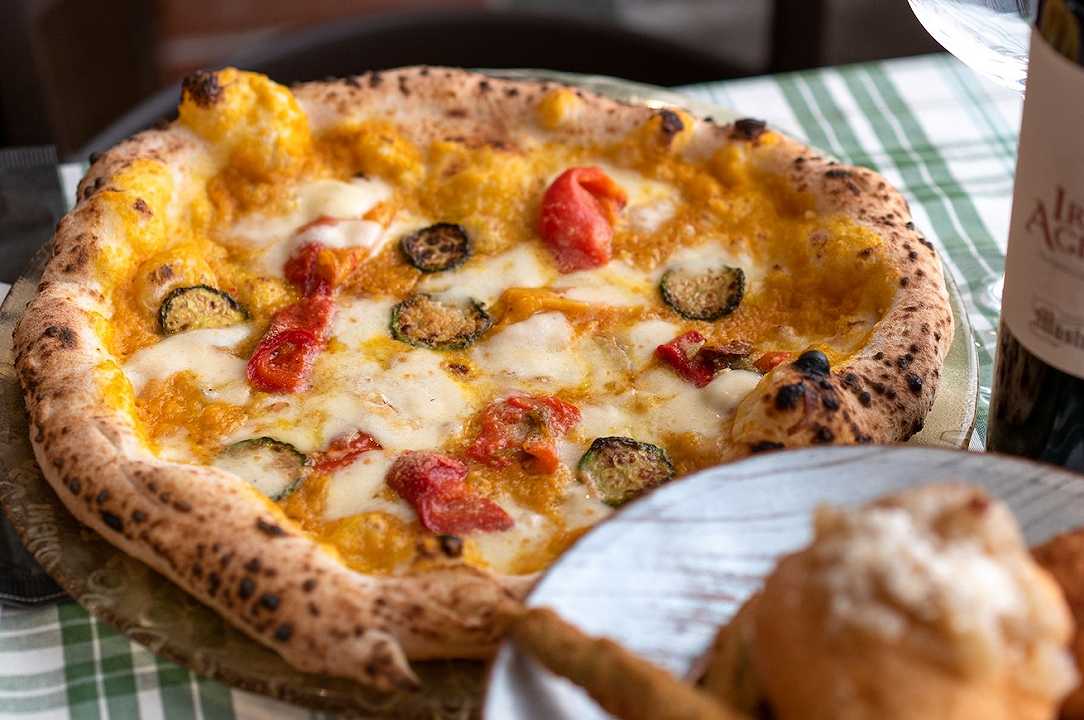 Starita a Torino, recensione: come se la cava sotto la Mole la storica pizzeria napoletana