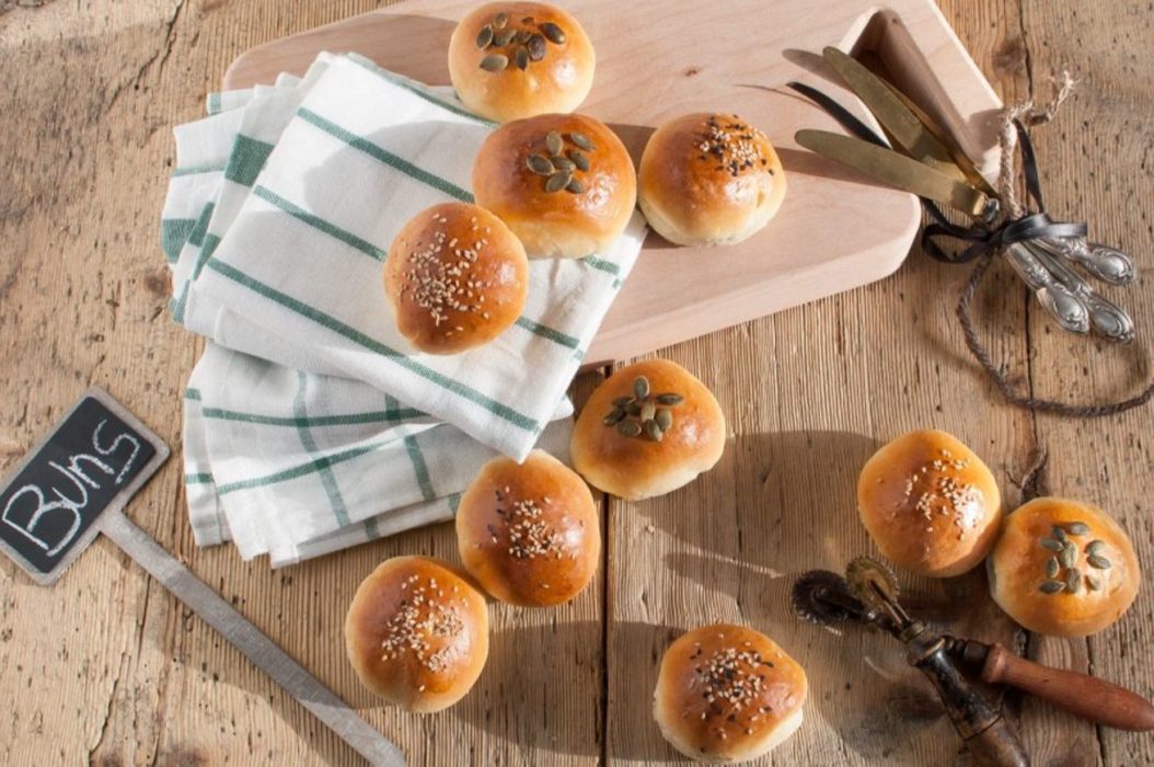 burger buns piccoli con semi vari