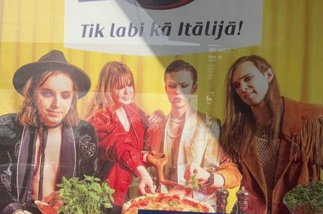 Lettonia: i sosia dei Måneskin promuovono la sosia della mozzarella