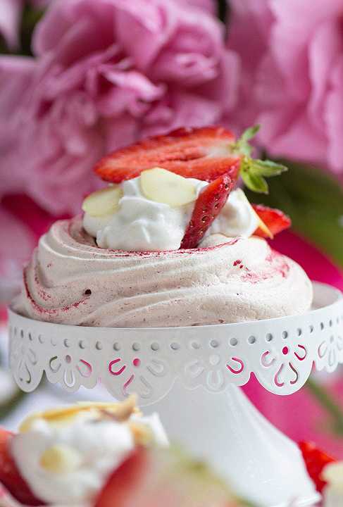 Mini pavlova alle fragole