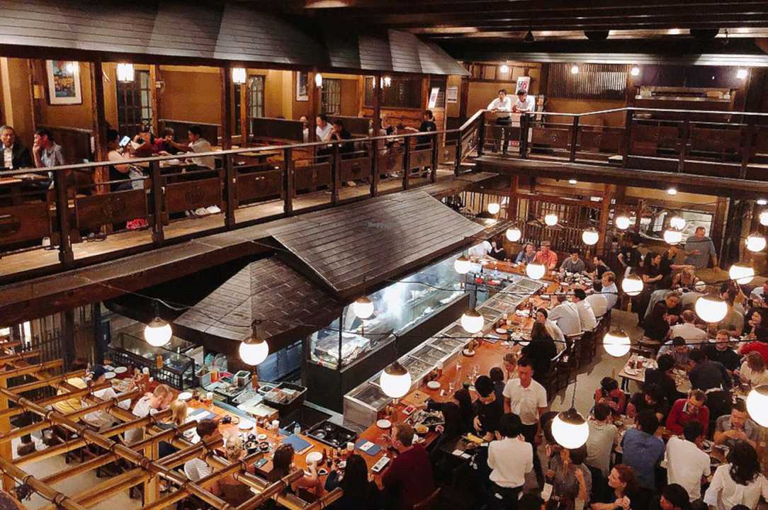 Giappone: il ristorante di Kill Bill sfida le restrizioni e apre lo stesso