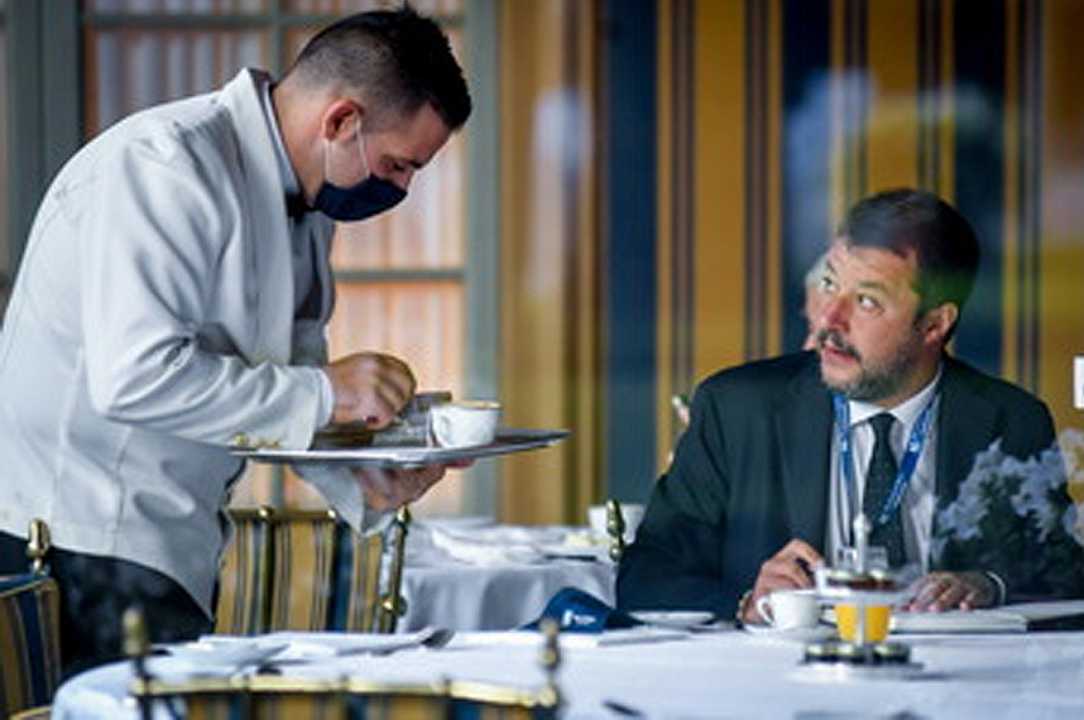 Matteo Salvini: “green pass per entrare nei ristoranti? Non scherziamo”