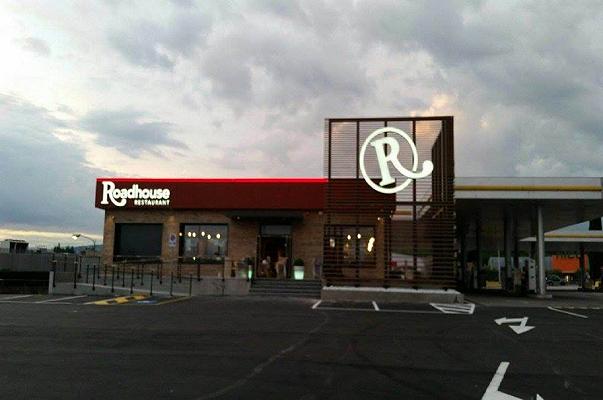 Roadhouse apre in Campania e Puglia i suoi primi ristoranti