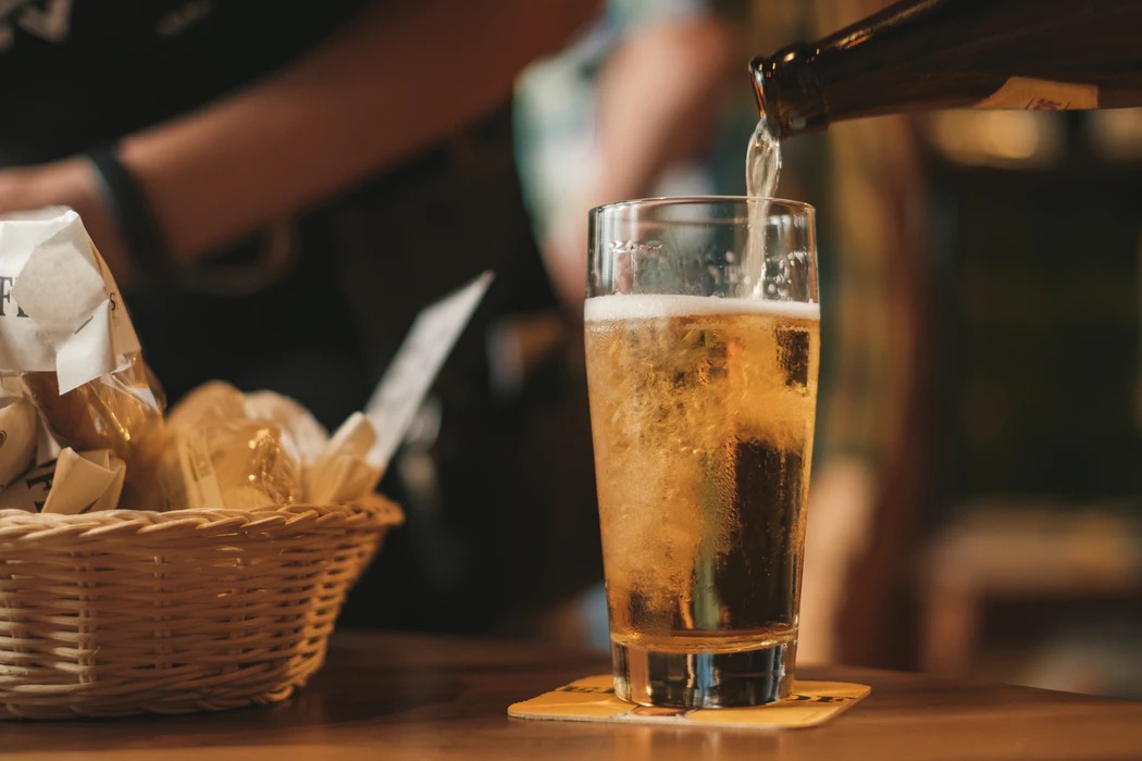 A Londra un birrificio paga 6 mila euro per “testare la freschezza” della sua birra