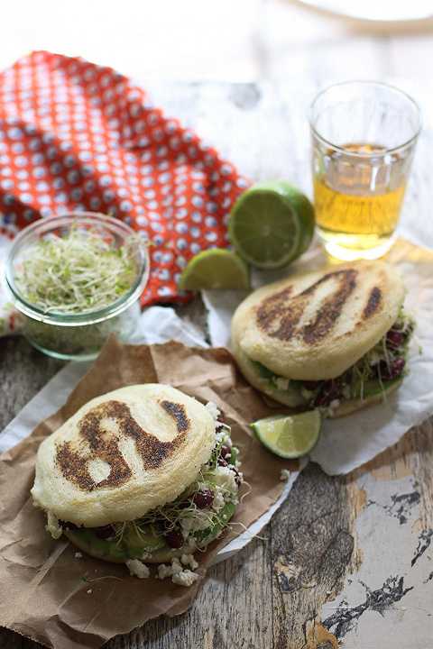 Arepas venezuelane