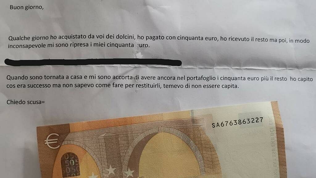 Alassio in pasticceria paga con 50 e li riprende per sbaglio