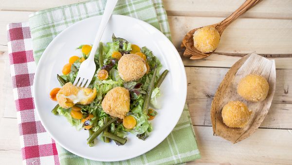 crocchette di mozzarella su verdure cotte