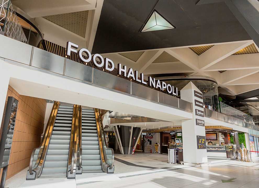 Napoli, apre la Food Hall in Stazione Centrale: i ristoranti che ci saranno