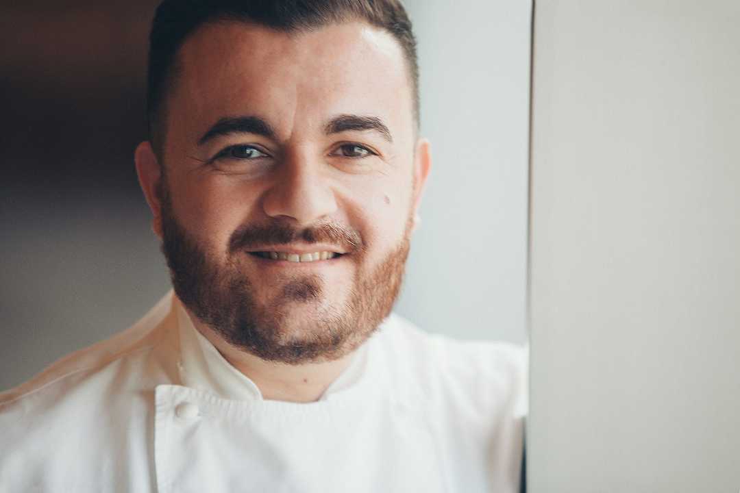 Andrea Larossa, chef stellato di Alba, si trasferisce a Torino