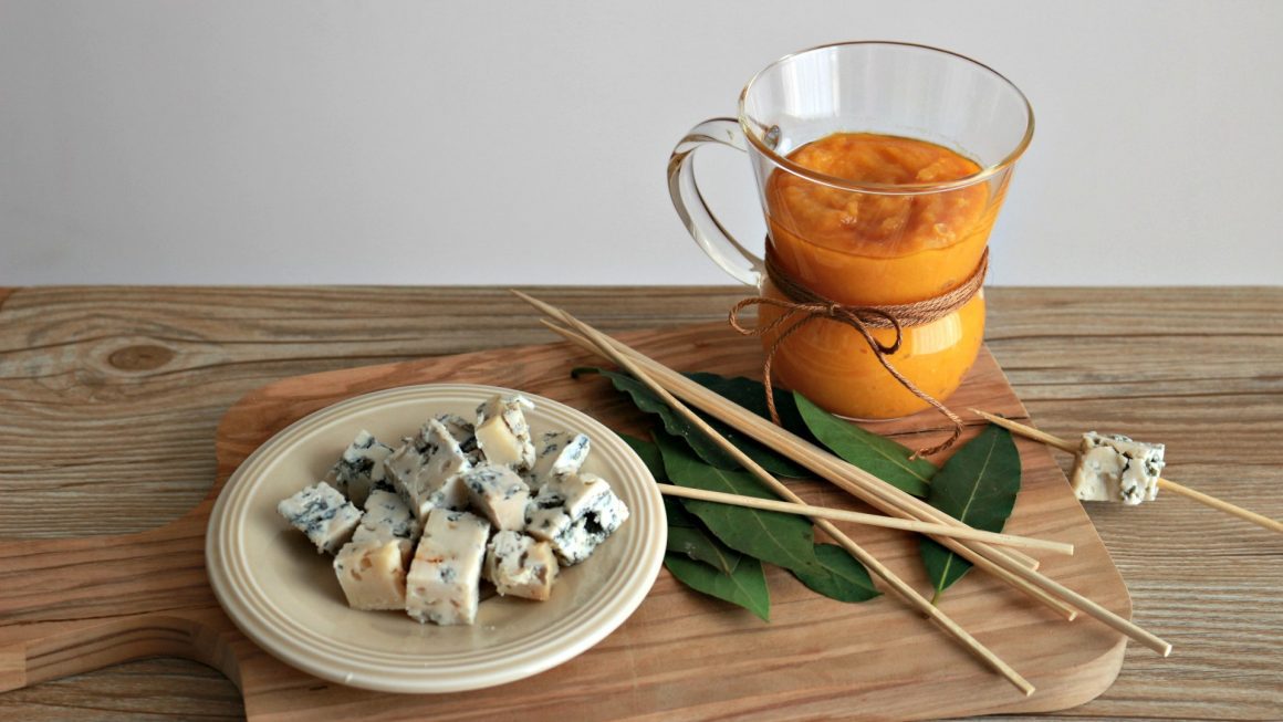Crema di zucca con salsa di soia