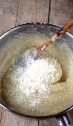 crema già frullata con aggiunta di formaggio