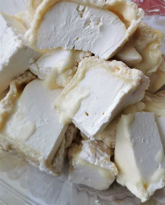 Australia, produttore di formaggio multato per la puzza che esce dal caseificio