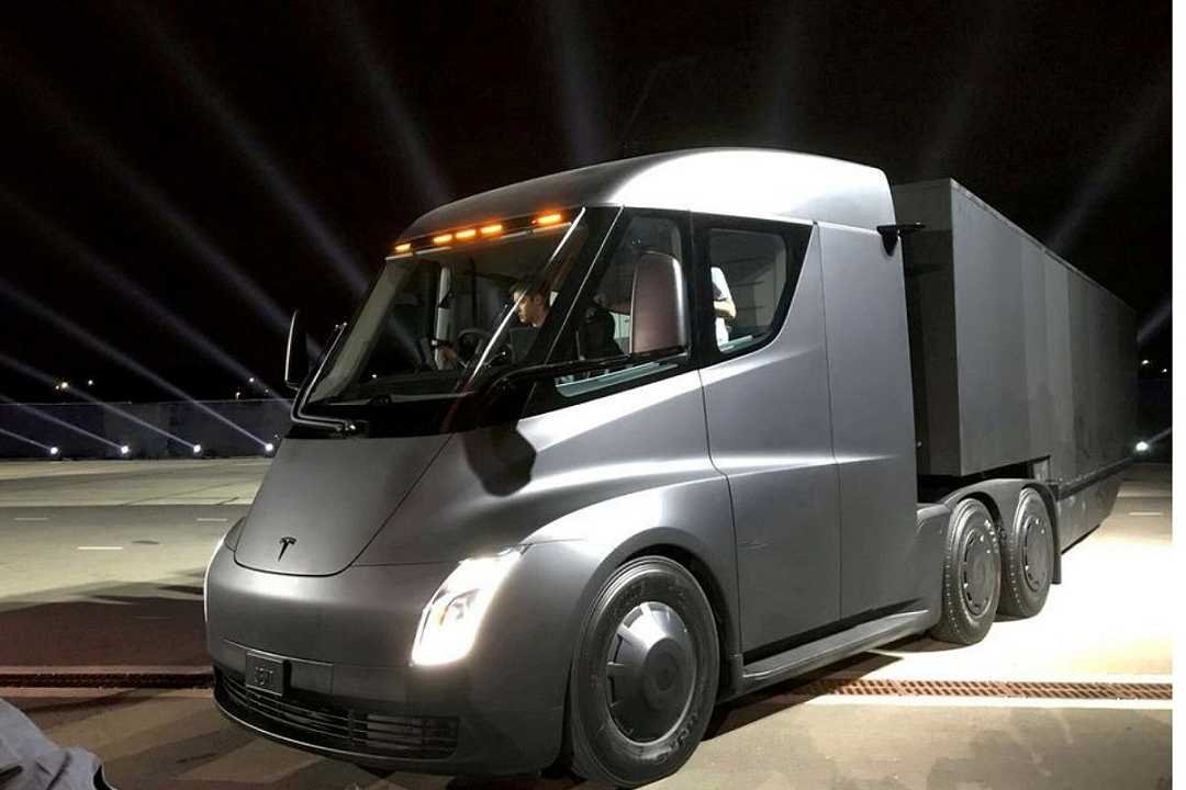 Pepsi utilizzerà i camion elettrici di Tesla per le consegne