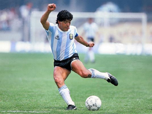 Maradona, in arrivo una catena di ristoranti dedicata al calciatore