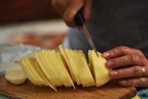 patate tagliate a fette