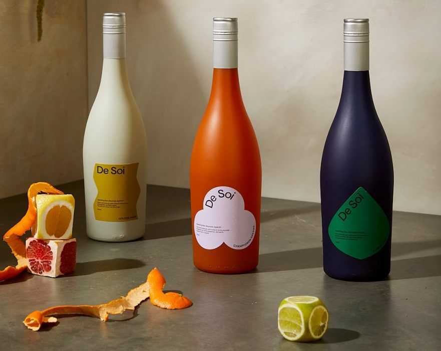 Katy Perry si dà agli aperitivi analcolici lanciando la linea De Soi