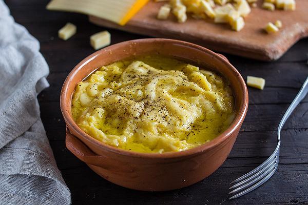 Dieta, la polenta concia è (sorprendentemente) il piatto più equilibrato