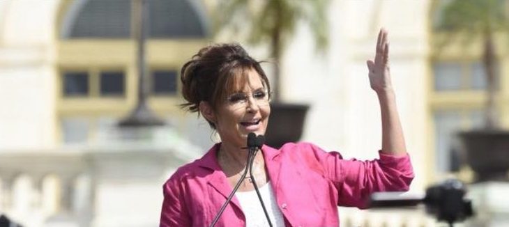 New York: Sarah Palin beccata al ristorante senza vaccino