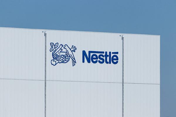 Nestlé chiude il 2021 con un utile netto in crescita del 38%