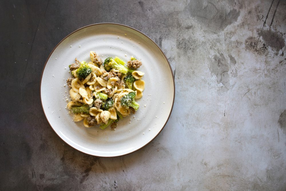 Pasta broccoli e salsiccia, la ricetta saporita