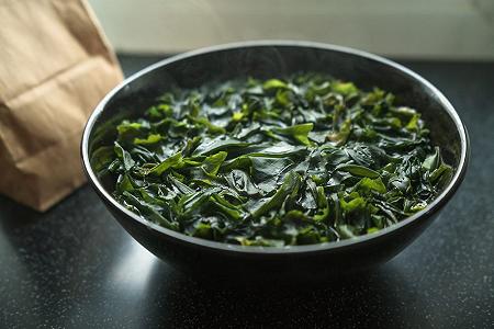 Goma Wakame, la ricetta del contorno a base di alghe giapponesi