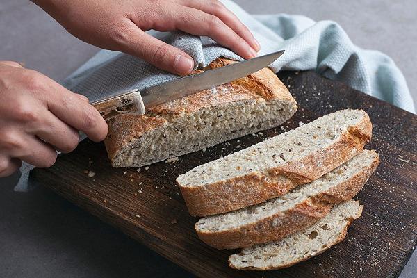 Pane, con la guerra in Ucraina i prezzi schizzano al +30%