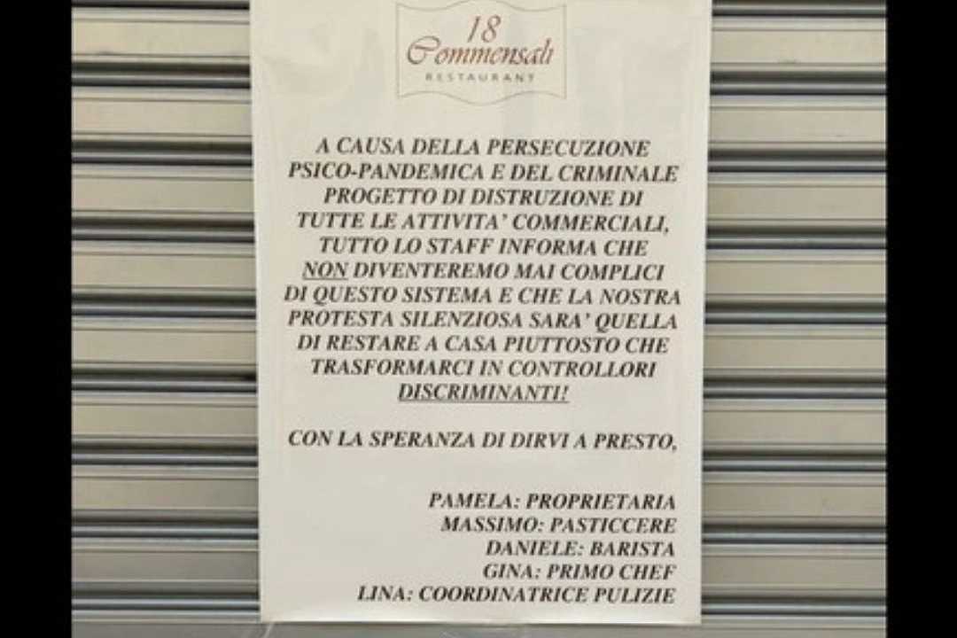 Taranto, ristorante chiude per protestare contro il Green Pass: “Mai complici”