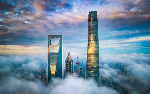 Shanghai: è record per il ristorante più alto del mondo, in cima a una torre